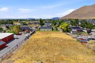 1884 E Shepard Ln, Lake Point, UT 84074 - Photo 41