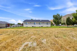 1884 E Shepard Ln, Lake Point, UT 84074 - Photo 25