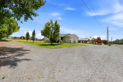 1884 E Shepard Ln, Lake Point, UT 84074 - Photo 31