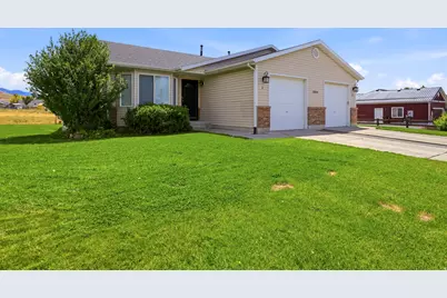 1884 E Shepard Ln, Lake Point, UT 84074 - Photo 5