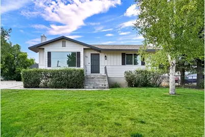 121 E 100 S, Smithfield, UT 84335 - Photo 1