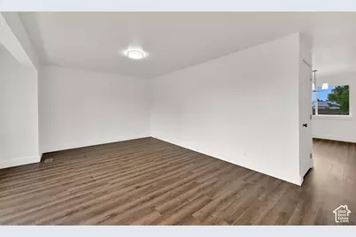 121 E 100 S, Smithfield, UT 84335 - Photo 5