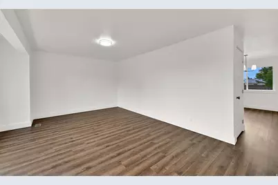 121 E 100 S, Smithfield, UT 84335 - Photo 5