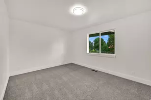 121 E 100 S, Smithfield, UT 84335 - Photo 11