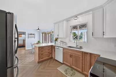 997 Henderson Dr E, Ogden, UT 84404 - Photo 11