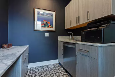 6691 S 1300 E #100, Cottonwood Heights, UT 84121 - Photo 13