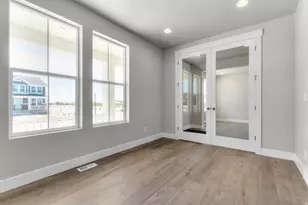 3826 W 2350 N, Clinton, UT 84015 - Photo 9