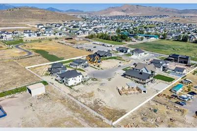334 N Barlow Ct #9, Saratoga Springs, UT 84045 - Photo 9