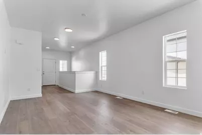 527 W Williams Ln, Grantsville, UT 84029 - Photo 7