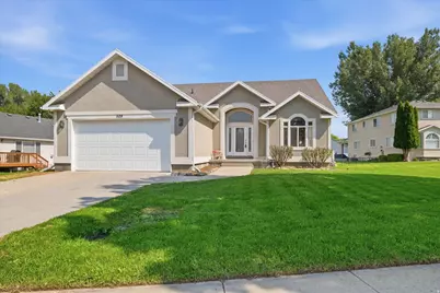 529 E 2000 N, North Logan, UT 84341 - Photo 3