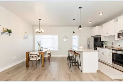 693 E 730 N, Hyrum, UT 84319 - Photo 13