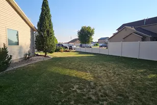 156 W 2025 N, Harrisville, UT 84414 - Photo 25