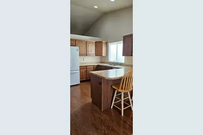 156 W 2025 N, Harrisville, UT 84414 - Photo 5