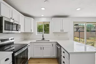 5058 S 2600 W, Roy, UT 84067 - Photo 9