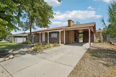 5058 S 2600 W, Roy, UT 84067 - Photo 3