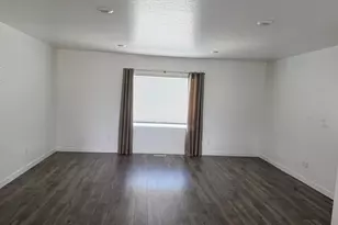 1057 E Batten St, Saratoga Springs, UT 84045 - Photo 7