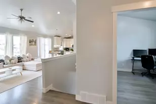 99 N Stone Gate Dr W, Saratoga Springs, UT 84045 - Photo 23