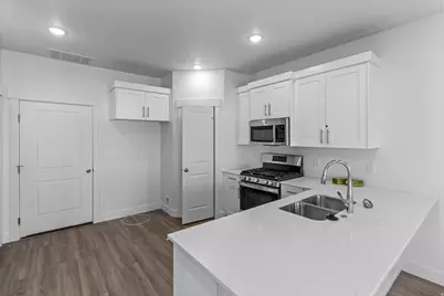 3068 S 270 W #907, Nibley, UT 84321 - Photo 5