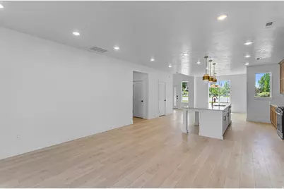 225 W 2964 S #722, Nibley, UT 84321 - Photo 5