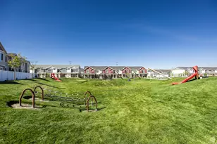 1401 S Harvest Dr, Santaquin, UT 84655 - Photo 31