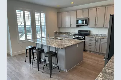 3031 N 870 W, Lehi, UT 84043 - Photo 3