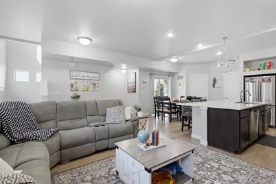 87 N Rio Grand Ave, Farmington, UT 84025 - Photo 33