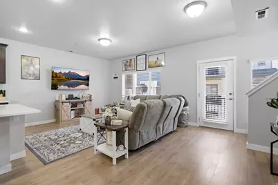 87 N Rio Grand Ave, Farmington, UT 84025 - Photo 35
