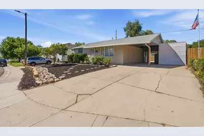 96 W Paula Dr, Sandy, UT 84070 - Photo 3