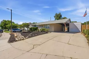 96 W Paula Dr, Sandy, UT 84070 - Photo 3
