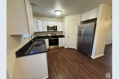 4384 N Maple Dr, Eagle Mountain, UT 84005 - Photo 3