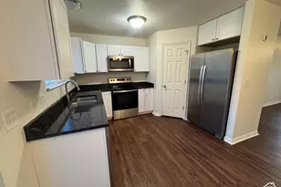 4384 N Maple Dr, Eagle Mountain, UT 84005 - Photo 3