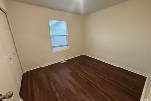 4384 N Maple Dr, Eagle Mountain, UT 84005 - Photo 9
