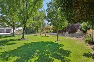 1295 N 380 E, Pleasant Grove, UT 84062 - Photo 33