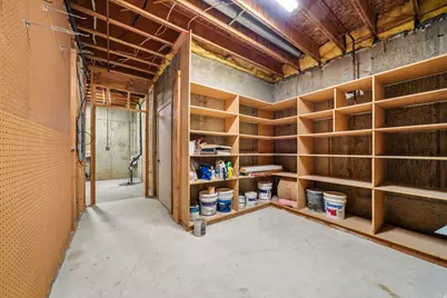 2154 E Wasatch Blvd, Sandy, UT 84092 - Photo 25