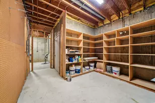 2154 E Wasatch Blvd, Sandy, UT 84092 - Photo 25