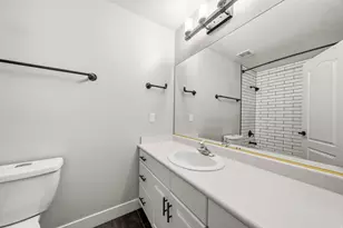 2154 E Wasatch Blvd, Sandy, UT 84092 - Photo 15