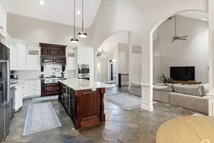 13357 S Trail Rider Cir E, Draper, UT 84020 - Photo 11