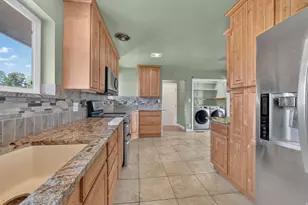 1669 E 8685 S, Sandy, UT 84093 - Photo 7