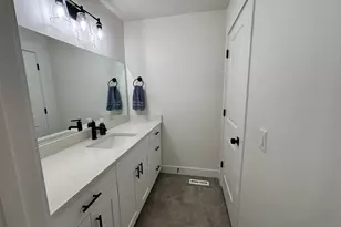 449 W 490 N, Lindon, UT 84042 - Photo 11