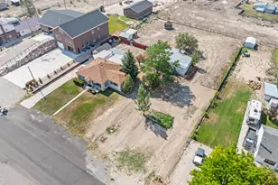 254 E 300 S, Gunnison, UT 84634 - Photo 63