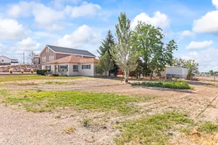 254 E 300 S, Gunnison, UT 84634 - Photo 51