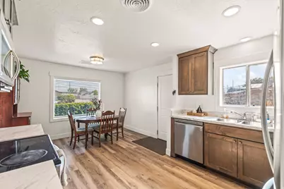 254 E 300 S, Gunnison, UT 84634 - Photo 5