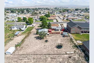 254 E 300 S, Gunnison, UT 84634 - Photo 65