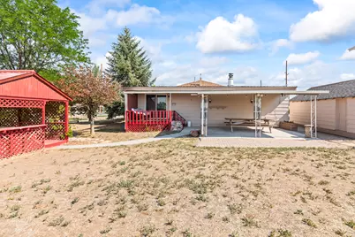 254 E 300 S, Gunnison, UT 84634 - Photo 37