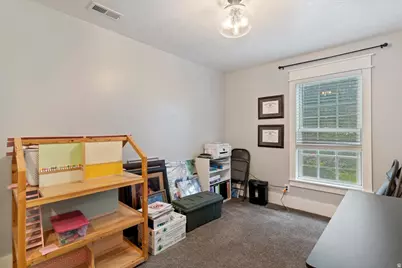 511 W 1400 N, Farmington, UT 84025 - Photo 23