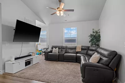 1997 N 3410 W #T302, Lehi, UT 84048 - Photo 3