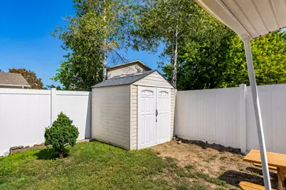9990 Albury Rd, Sandy, UT 84092 - Photo 35