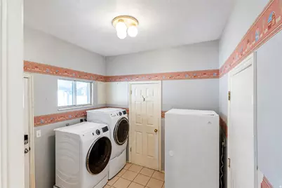 9990 Albury Rd, Sandy, UT 84092 - Photo 13