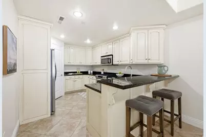 2665 E Parleys Way S #116, Salt Lake City, UT 84109 - Photo 9