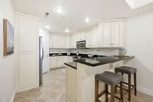 2665 E Parleys Way S, Salt Lake City, UT 84109 - Photo 9